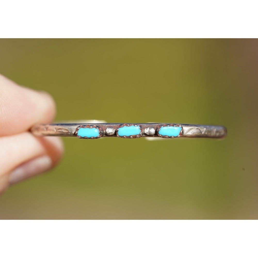 Old Pawn Native American Indian‎ Sterling Silver Turqiouse Child's Cuff Bracelet